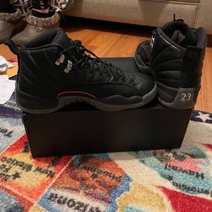 Air Jordan 12 size 8.5 men